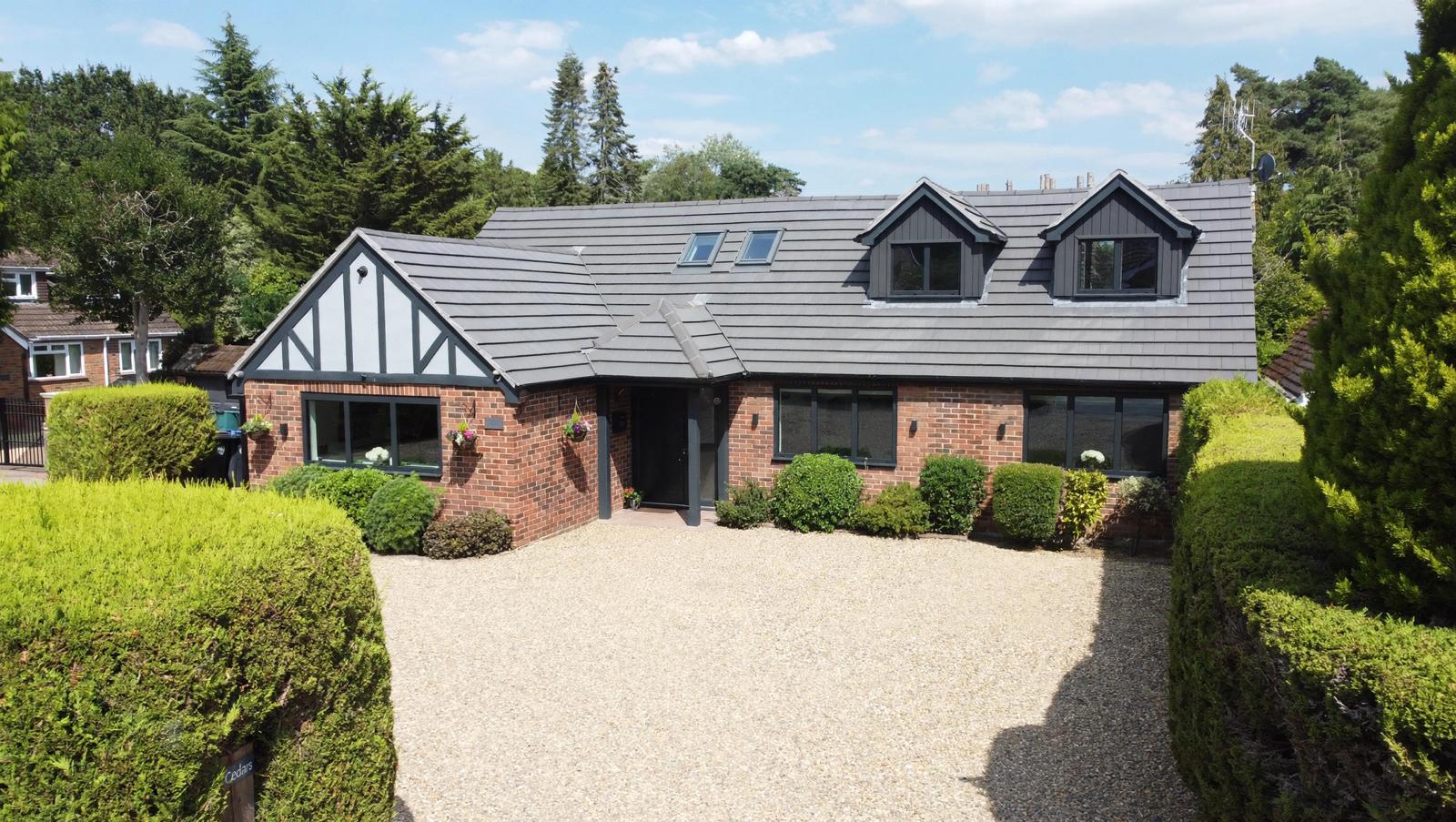 Cranwell Grove, Lightwater